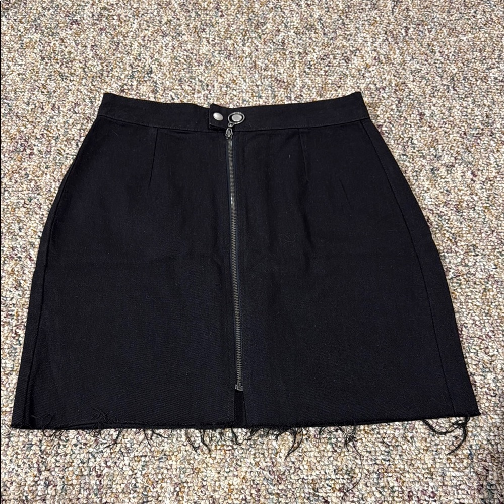Classic Black Zipper Skirt